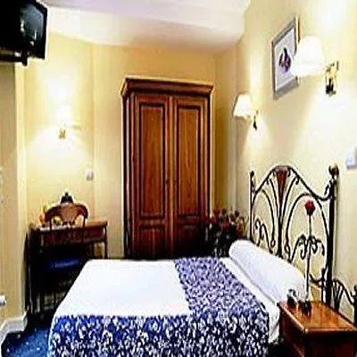 London 3* Paris